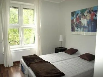 Grand Tourist Apartament Falcon *