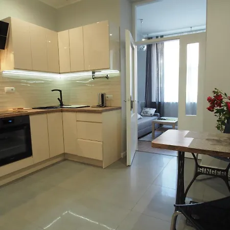 Grand Tourist Apartament Falcon アパート グダニスク